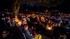 Zuschauer bei Klassik am See 2016 (Foto: Rolf Ruppenthal)
