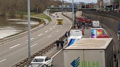 Blockade auf der Stadtautobahn in Saarbrücken (Foto: Christoph Borgans/SR)