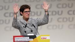 Annegret Kramp-Karrenbauer wird zur Parteivorsitzenden gewählt (Foto: picture alliance/Christian Charisius/dpa)