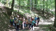 Kindergruppe bei der Suche nach Lebacher Eiern (Foto: Maria C. Schmitt)