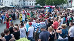 Zuschauer bei der CSD Parade in Saarbrücken (Foto: Pasquale D'Angiolillo)