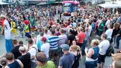 Zuschauer bei der CSD Parade in Saarbrücken (Foto: Pasquale D'Angiolillo)