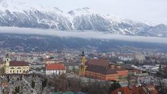 Innsbruck liegt zu Füßen der Nordkette. (Foto: SR)