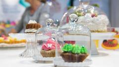 Bunt verzierte Muffins  (Foto: Pasquale D'Angiolillo)