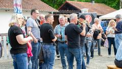 Der Treffpunkt Ü-Wagen in Hoof (Foto: Pasquale D'Angiolillo)