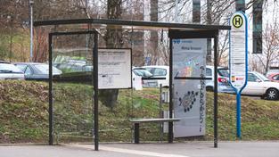 Symbolbild: Bushaltestelle (Foto: SR / Felix Schneider)