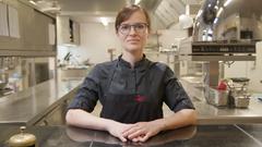 Cornelia Fischer: Schnittstelle zwischen Küche und Service (Foto: SR)
