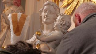 Die Maria-Jesus Figur in der St. Johann Basilika in einer Nahaufnahme. (Foto: SR)
