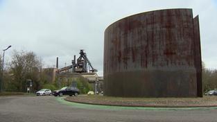 Rostmetall-Skulptur von Bildhauer Richard Serra  (Foto: SR)