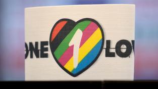 Die spezielle Kapitänsbinde als Zeichen gegen Diskriminierung mit der Aufschrift 'One Love'  (Foto: picture alliance/dpa | Sebastian Gollnow)