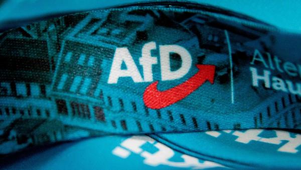 Abspielen von Videos erfordert JavaScript.