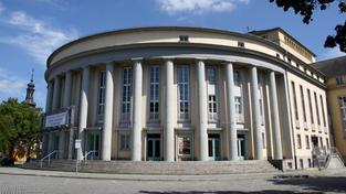 Staatstheater Saarbrücken (Foto: picture alliance / Katja Sponholz/dpa )
