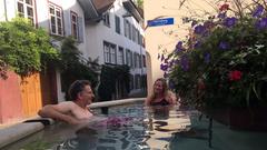 Baden im Gamsenbrunnen mit Natascha Martin (Foto: SR)