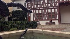 Der Schlangenbrunnen in Basel (Foto: SR)