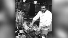 Bernd Michael Bettler, saarländischer Spitzenkoch, hier im Restaurant Epe in Wallerfangen, wo er 1978 mit einem Michelin-Stern ausgezeichnet wurde. Aufnahme von 1979 (Foto: Ferdi Hartung)