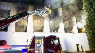 Feuerwehreinsatz bei einem Brand in Ottweiler (Foto: Brandon Lee Posse)