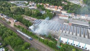 In Saarbrücken hat am Donnerstag (22.05.2025) eine rund 100 Quadratmeter große Grünfläche gebrannt. (Foto: BeckerBredel)