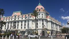 Hotel Negresco an der Promenade (Foto: Maria C. Schmitt)