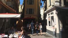 Enge Gassen in der ALtstadt von Nizza - Vielle Ville (Foto: Maria C. Schmitt)