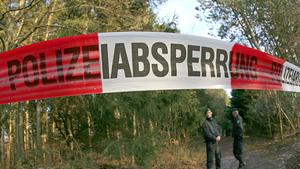 Polizeiabsperrung Wald (Foto: dpa)