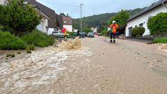 Überflutete Straße bei Starkregen in Kleinblittersdorf (Foto: SR / Christine Alt)