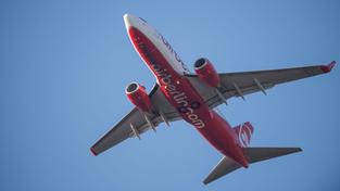Ein Flugzeug der Gesellschaft Air Berlin (Foto: picture alliance / dpa / Jannis Mattar)