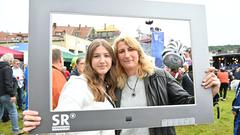 Besucher bei SR Fernsehen vor Ort in Friedrichsthal (Foto: SR/Pasquale D'Angiolillo)