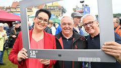 Besucher bei SR Fernsehen vor Ort in Friedrichsthal (Foto: SR/Pasquale D'Angiolillo)