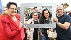 Besucher bei SR Fernsehen vor Ort in Friedrichsthal (Foto: SR/Pasquale D'Angiolillo)