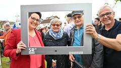 Besucher bei SR Fernsehen vor Ort in Friedrichsthal (Foto: SR/Pasquale D'Angiolillo)