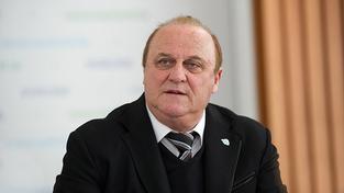 Klaus Bouillon auf seiner 100-Tage-Pressekonferenz als Innenminister (Foto: Pasquale D'Angiolillo)