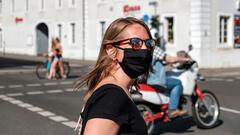 Mund-Nase-Schutz, oder Alltagsmasken gehören derzeit zum Stadtbild dazu. (Foto: SR/Sebastian Knöbber)