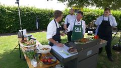 Das Duell: Grillen oder Schwenken (Foto: SR/Felix Schneider/Pasquale D'Angiolillo)