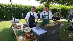 Das Duell: Grillen oder Schwenken (Foto: SR/Felix Schneider/Pasquale D'Angiolillo)