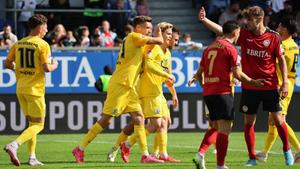 Torjubel der SV Elversberg nach dem 1:0 durch Thore Jacobsen (Foto: IMAGO / Fussball-News Saarland)