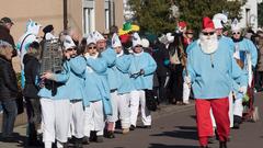 Der närrische Lindwurm in Saarlouis-Roden am Faasend-Dienstag (Foto: Pasquale D'Angiolillo)