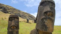 Uraltes Rätsel im Pazifik: die steinernen Figuren auf der Osterinsel (Foto: Michael Marek)