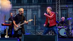 Markus und Band, Geier Sturzflug, Alexander Kerbst als Falco auf der Emmes 2023 (Foto: Dirk Guldner)