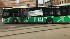 Friemel fährt vor - die erste Bustour (Foto: SR)