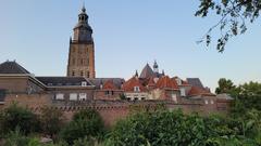 Das mittelalterliche Zutphen gehört zu den schönsten Städten der Niederlande (Foto: SR/Ute Werner)
