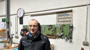Versorgungsbetrieb Roman Salm - Roman Salm in der Werkstatt (Foto: Uwe Jäger/ SR)