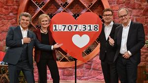 V.l.n.r.: Moderator Andy Borg, SWR Landessenderdirektorin Stefanie Schneider, Martin Hettich (Sparda-Bank), SWR Intendant und ARD Vorsitzender Kai Gniffke. (Foto: © SWR/Kerstin Joensson)