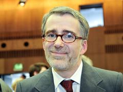 Prof. Dr. Wolfram Henn (Foto: IMAGO / BeckerBredel)