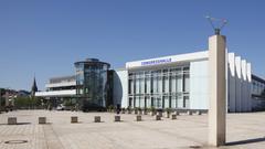 Blick auf die Saarbrücker Congresshalle (Foto: IMAGO / CHROMORANGE)