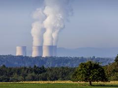 Das Atomkraftwerk Cattenom in Frankreich. (Foto: IMAGO / Arnulf Hettrich)
