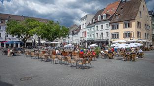 Blick auf den Sankt Johanner Markt, Saarbrücken (Foto: Imago/BeckerBredel)