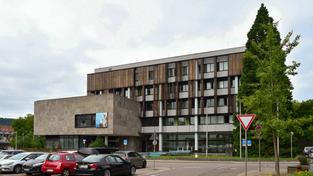Rathaus St. Ingbert am Rendezvous-Platz (Foto: BeckerBredel)