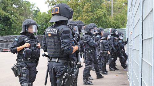 Fans von Rostock und Saarbrücken widersprechen Darstellung der Polizei