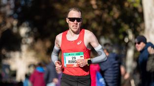 Richard Ringer beim Valencia-Marathon 2023 (Foto: IMAGO / Beautiful Sports)