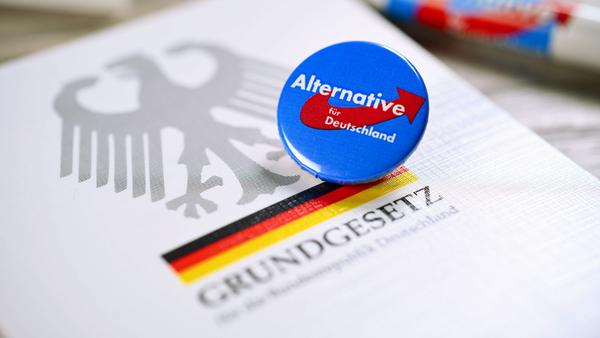 Abspielen von Videos erfordert JavaScript.